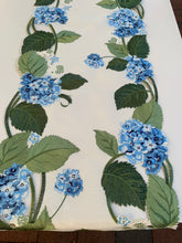 Load image into Gallery viewer, Table Runners