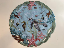 Load image into Gallery viewer, Doilies