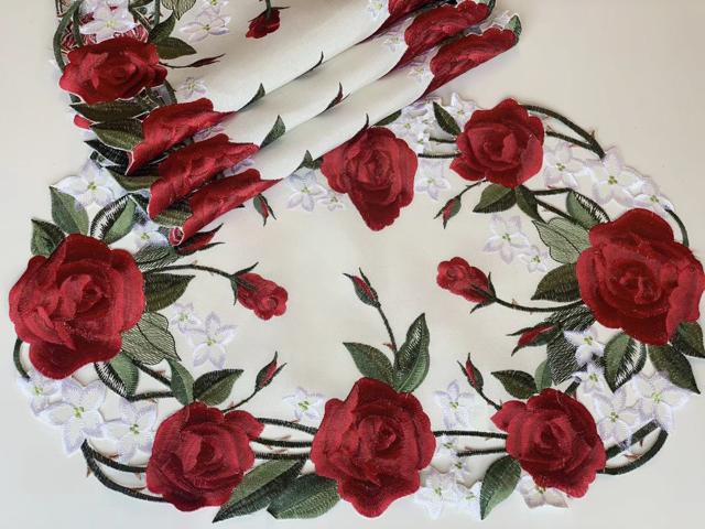 Red Roses – Lei's Linens