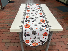 Load image into Gallery viewer, Table Runners
